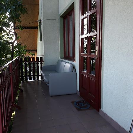Rozsa Apartman 렌티 외부 사진